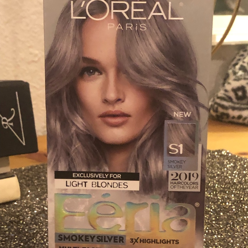 L’Oréal Féria S1 Smokey Silver permanent haircolor